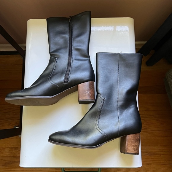 Bhava Lauren Wood Heel Boot Size 41 - Picture 2 of 10